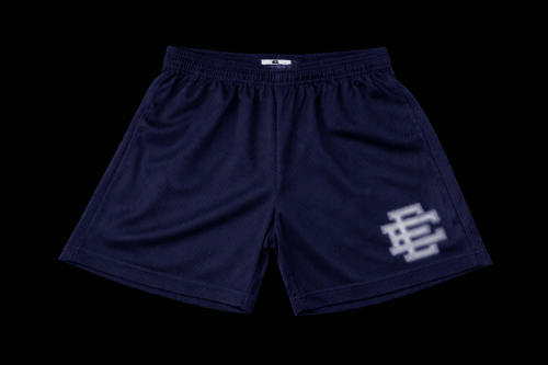 Light blue EE shorts from Reselling Vendor, casual fit, with elastic waistband and side pockets, displayed flat.
